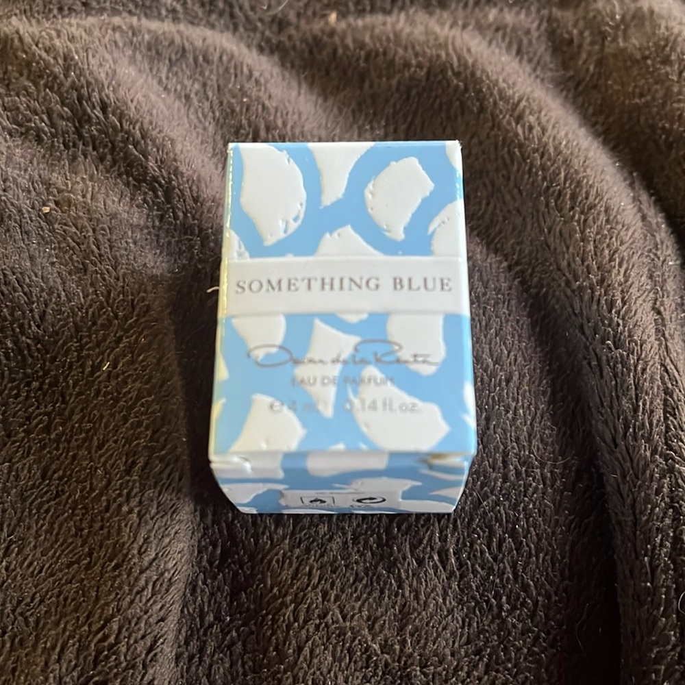 Mini fragrance bottle